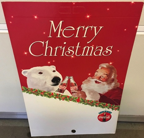 04695-2 € 7,50 coca cola karton kerstman met ijsbeer 70 x 45 cm.jpeg